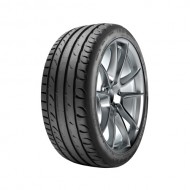 TAURUS ULTRA HIGH PERFORMANCE 225/45 R18 95W