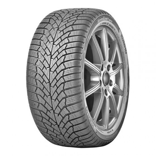 225/45 R17 Kumho WinterCraft WP52+