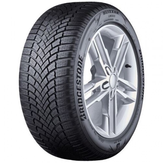 235/45 R18 Bridgestone Blizzak LM005